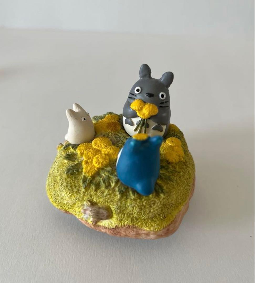 となりのトトロ　オルゴール　ブローチ　スタジオジブリ