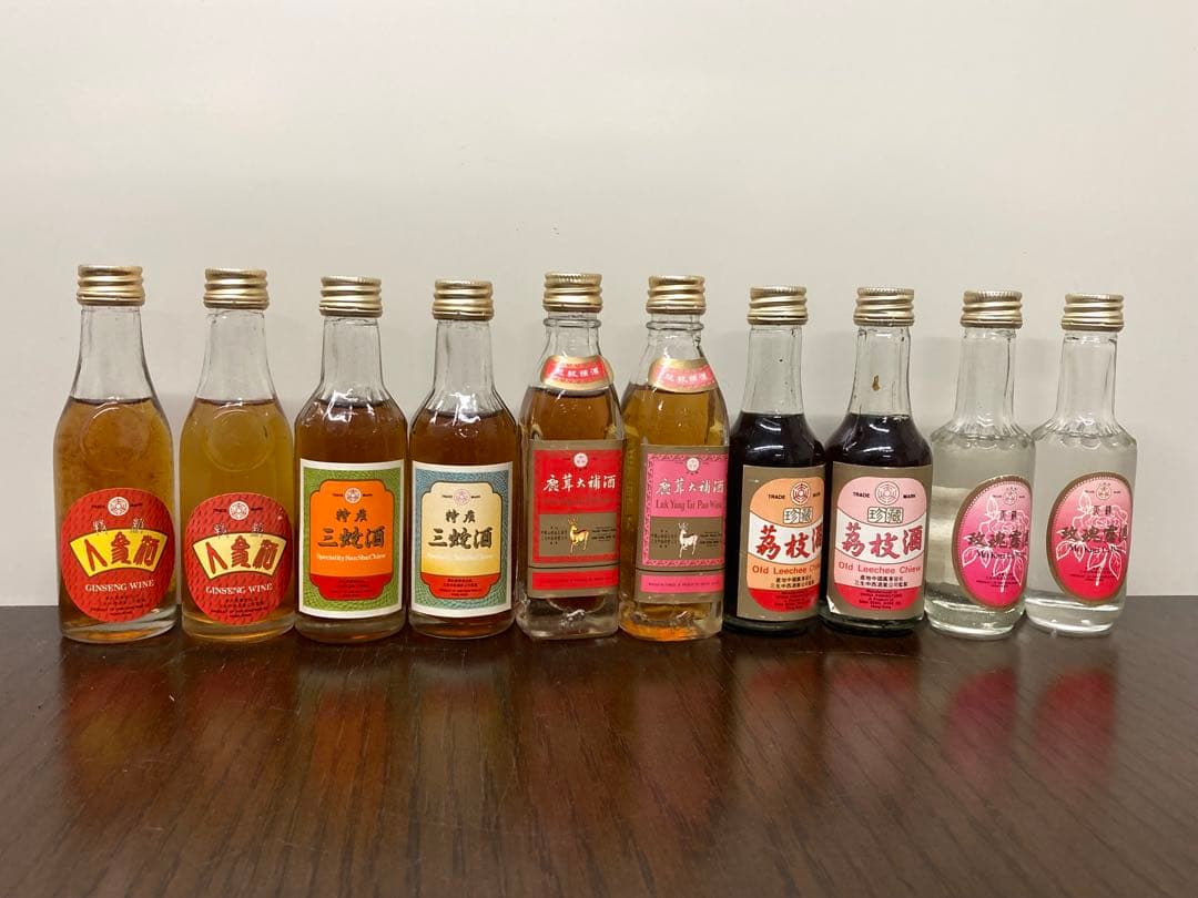 16本ミニボトル 中国酒 白酒 五粮液 高粱酒 三蛇酒 人参酒 鹿茸酒 竹葉青酒