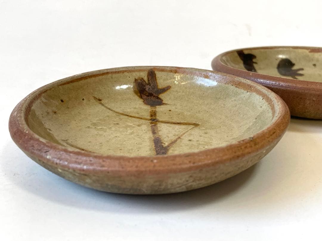 陶芸家　人間国宝　濱田庄司　浜田庄司　？　鉄絵　トウキビ文　丸皿　三寸皿　2枚