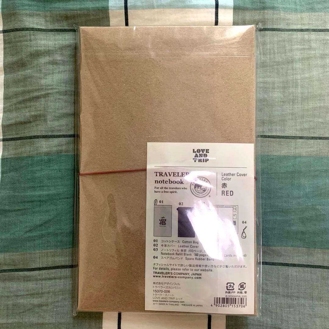 トラベラーズノート レギュラーサイズ　love and trip レッド
