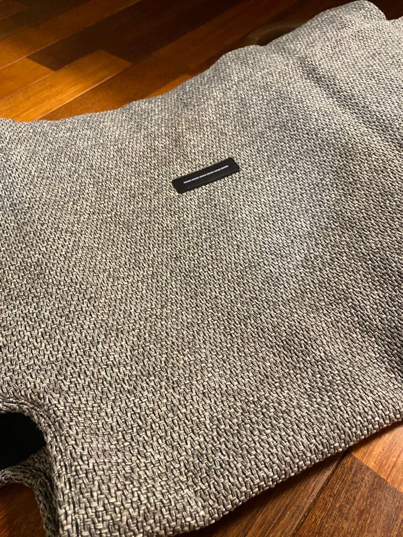 IKIKI Grand Chair Walnutイキキ ウォルナットテクスグレー