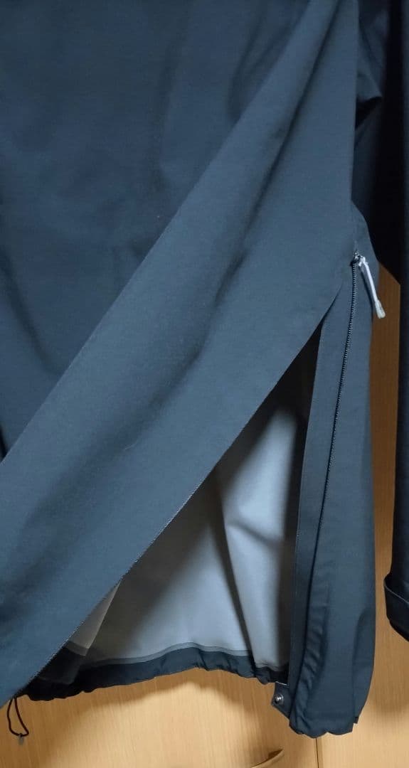 Houdini　Ms Shelter Anorak　moonlightgear