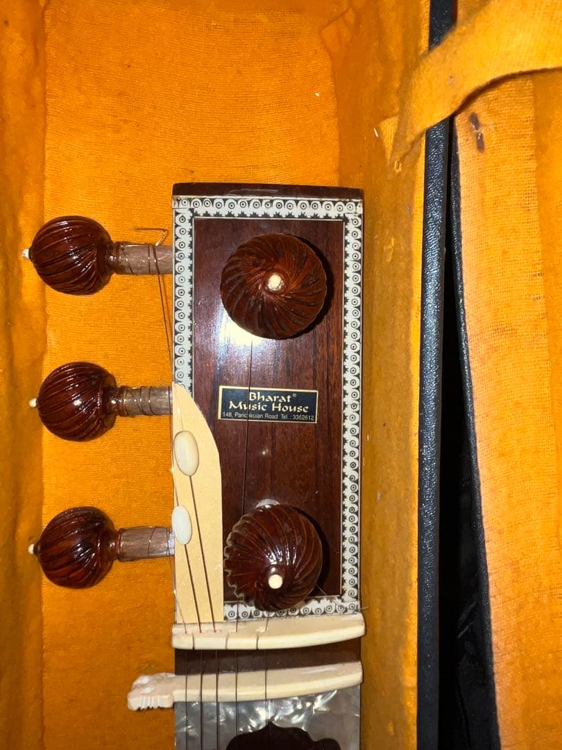 Bharat Music House シタール　ハードケース付き※初心者用調整済