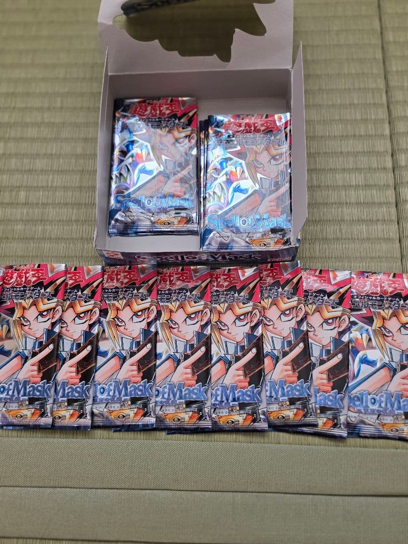 遊戯王 未使用 完美品 青眼の白龍レリーフ おまけ付き