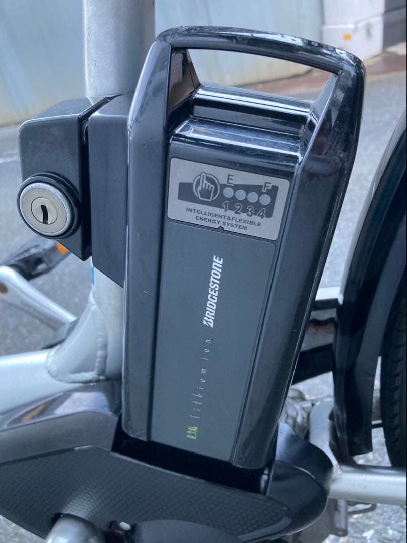 1681業界最長12ヶ月保証付！送料無料エリア多数！安全整備済み！電動自転車