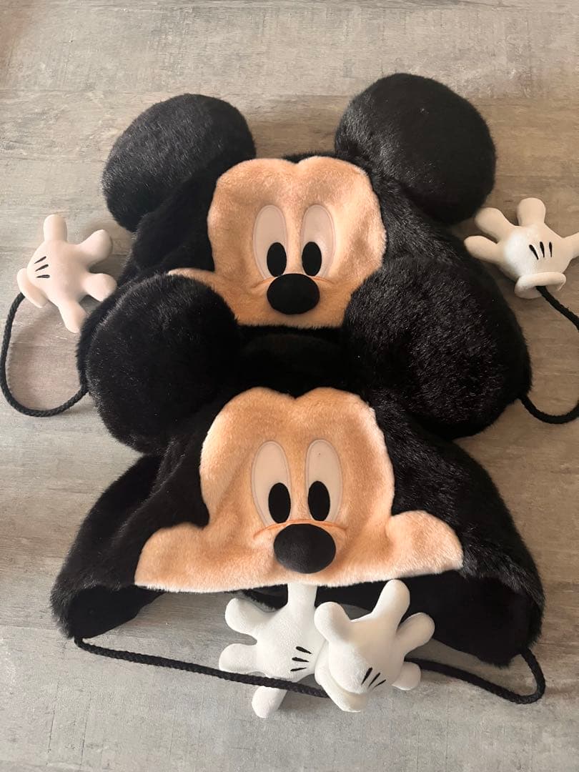 ミッキーマウス フェイクファー帽子 2個セット