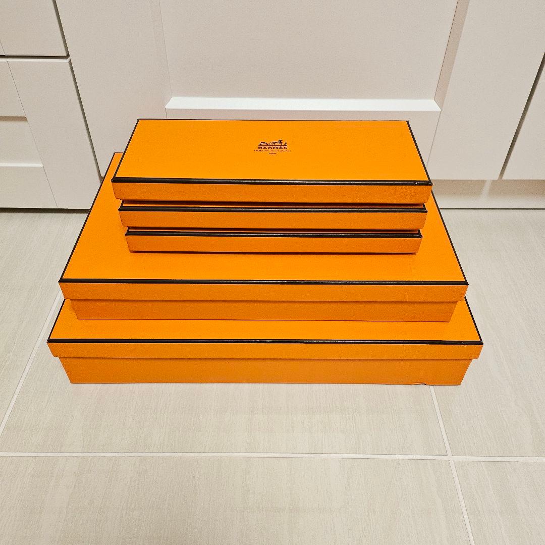 エルメス ギフトボックスとバッグセット