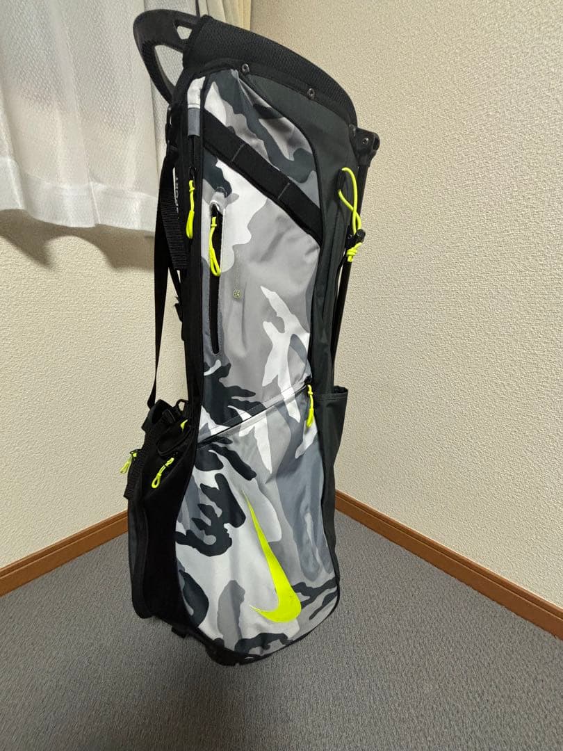 Nike ゴルフバッグ・キャディバッグ グレー・カモフラージュ