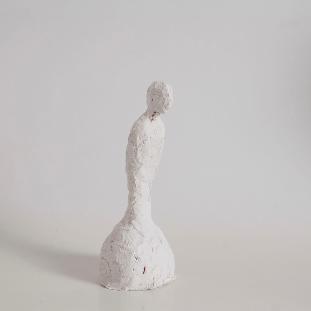 石塑粘土 人物像 プロトタイプ 現代美術 sculpture