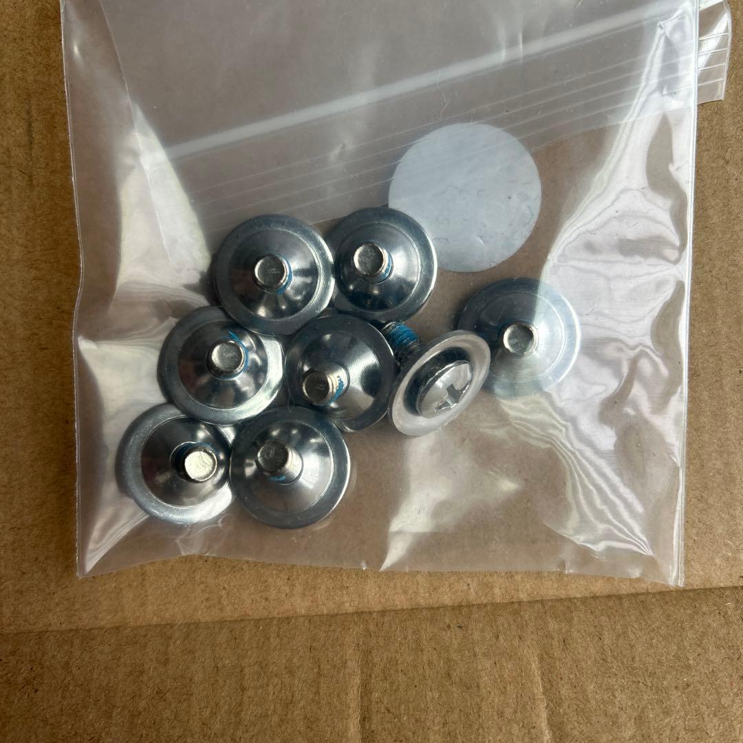 送料込み　FLUX DS SMサイズ ビンディング ディスク ビス一式　スノボ