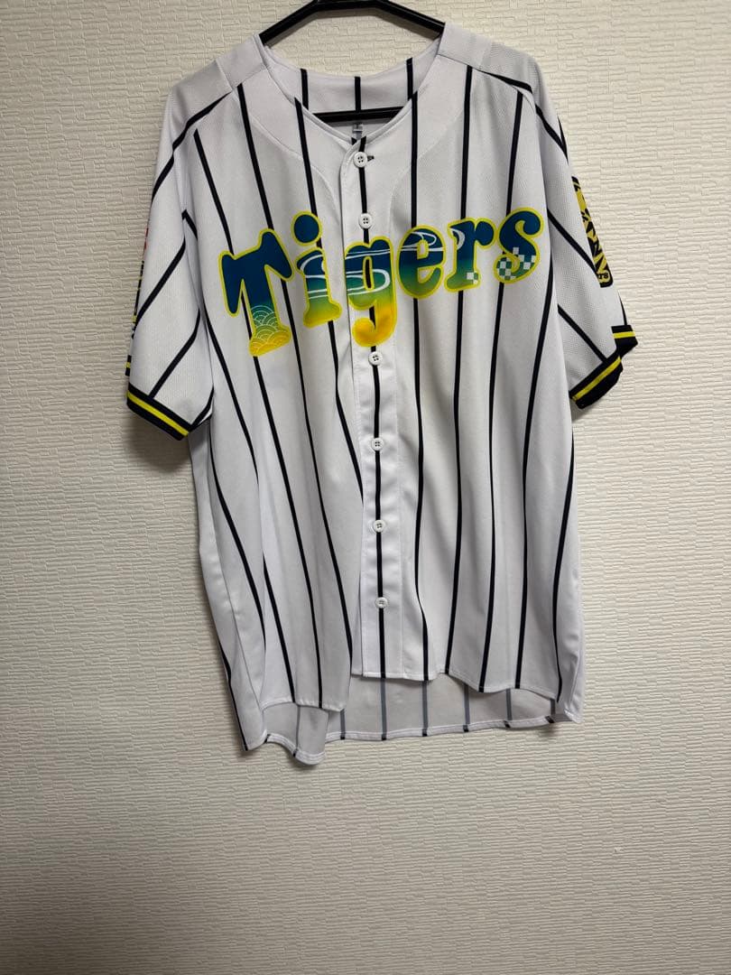 阪神タイガース沖縄モデル2025ユニフォーム 森下選手