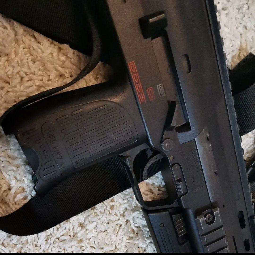 東京マルイ ガスブロ MP7A1 ブラック マガジン2本　3点スリング BB弾付