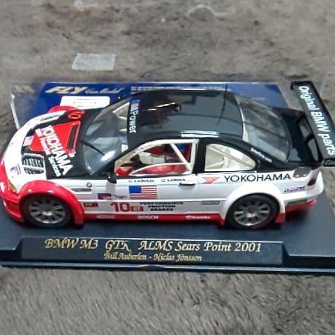 スロットカー３台