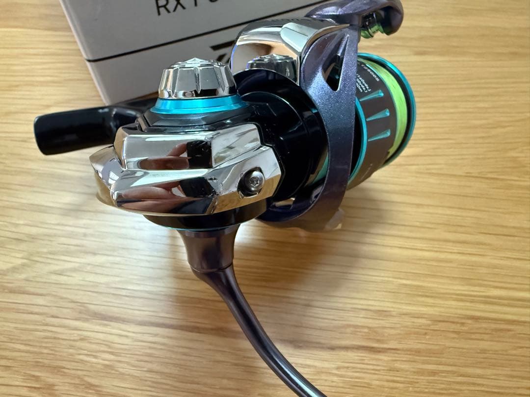 エメラルダス RX FC LT2500S リール　ダイワ