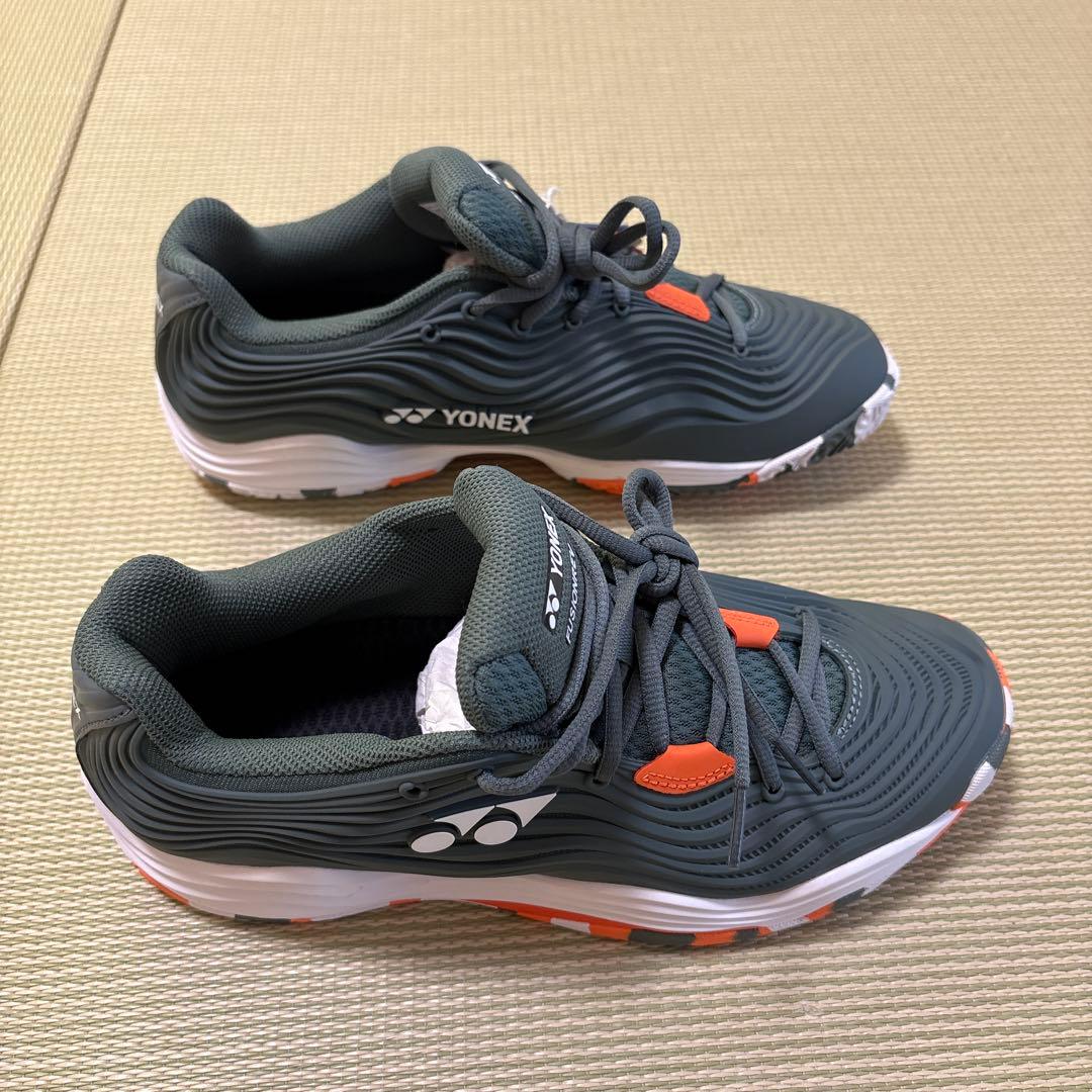 ヨネックス　27.0 cm パワークッションフュージョンレブ5メンGC 新品