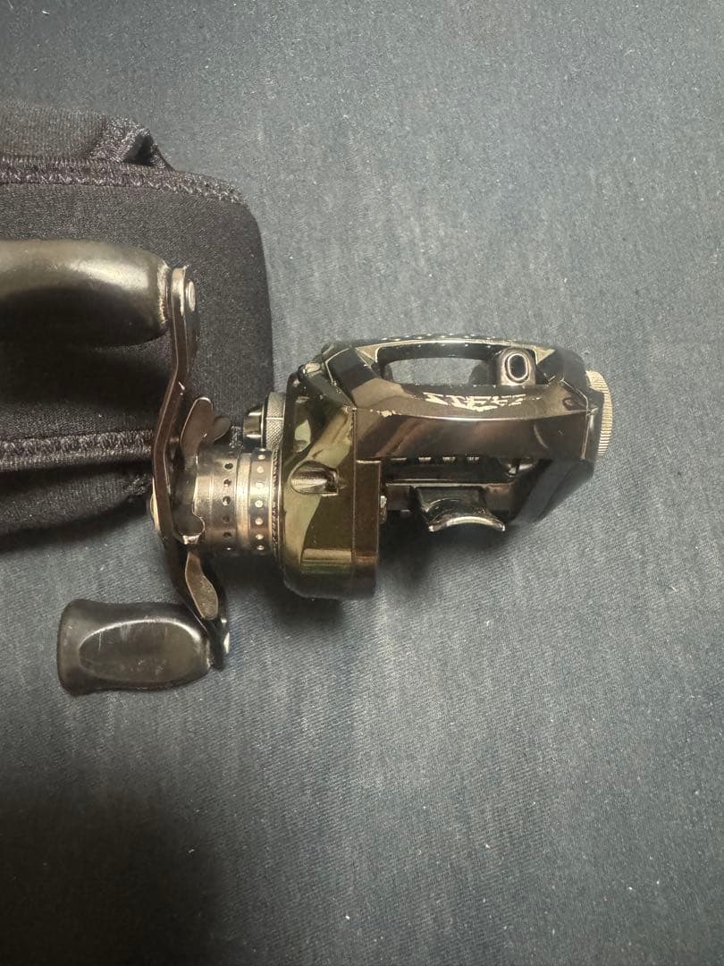 Daiwa STEEZ LIMITED SV 105XH ベイトリール