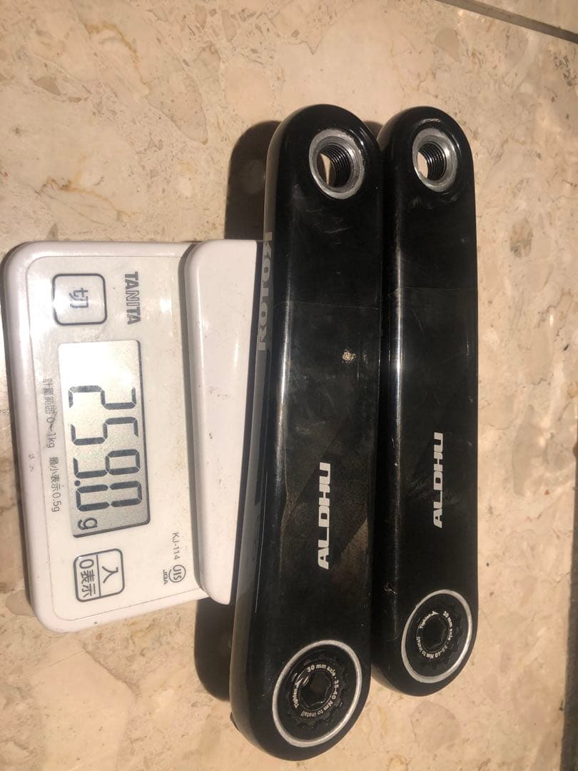 ROTOR ALDHU カーボンクランク　①170ミリ