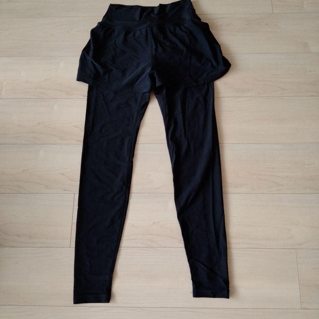 チャコット　パンツ一体型レギンス