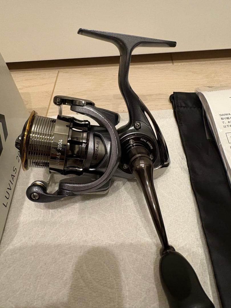 DAIWA LUVIAS 2004 スピニングリール