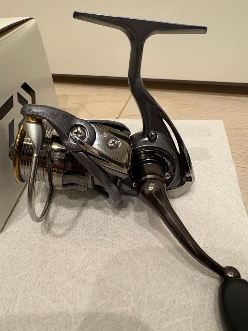 DAIWA LUVIAS 2004 スピニングリール