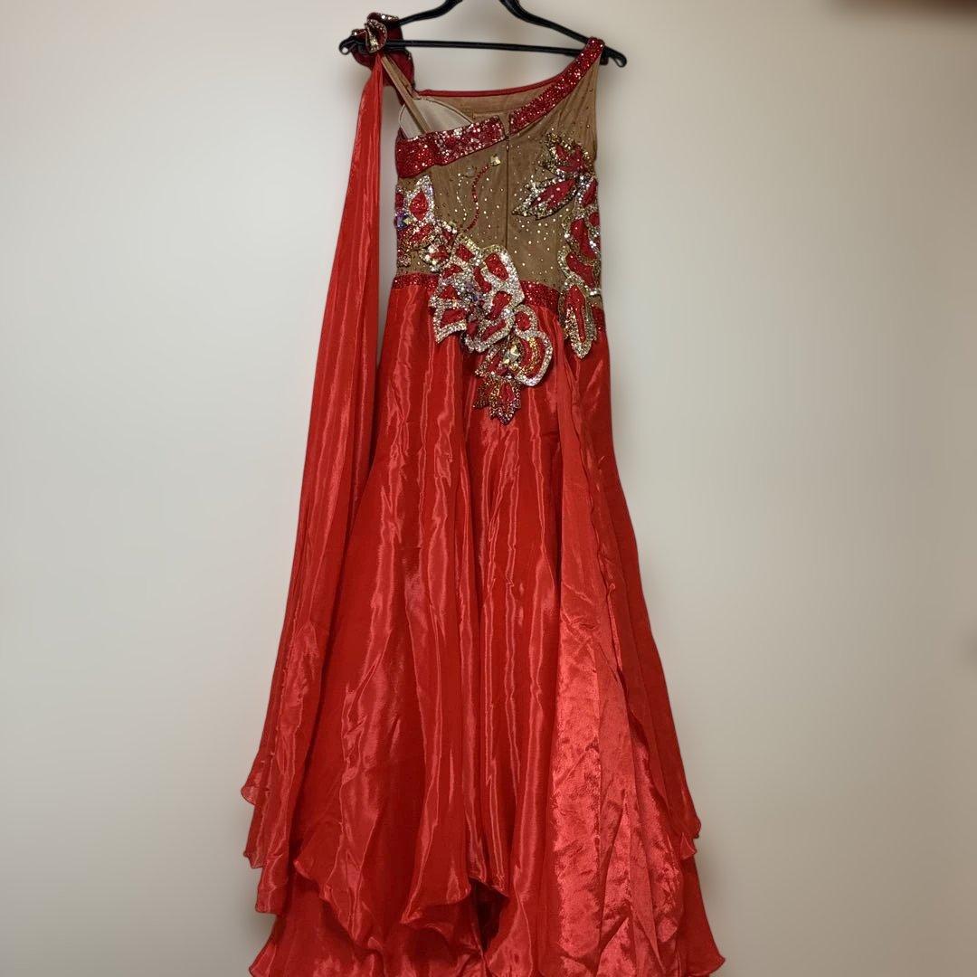 チャコット社交ダンスドレス 赤 サテン ビーズ装飾