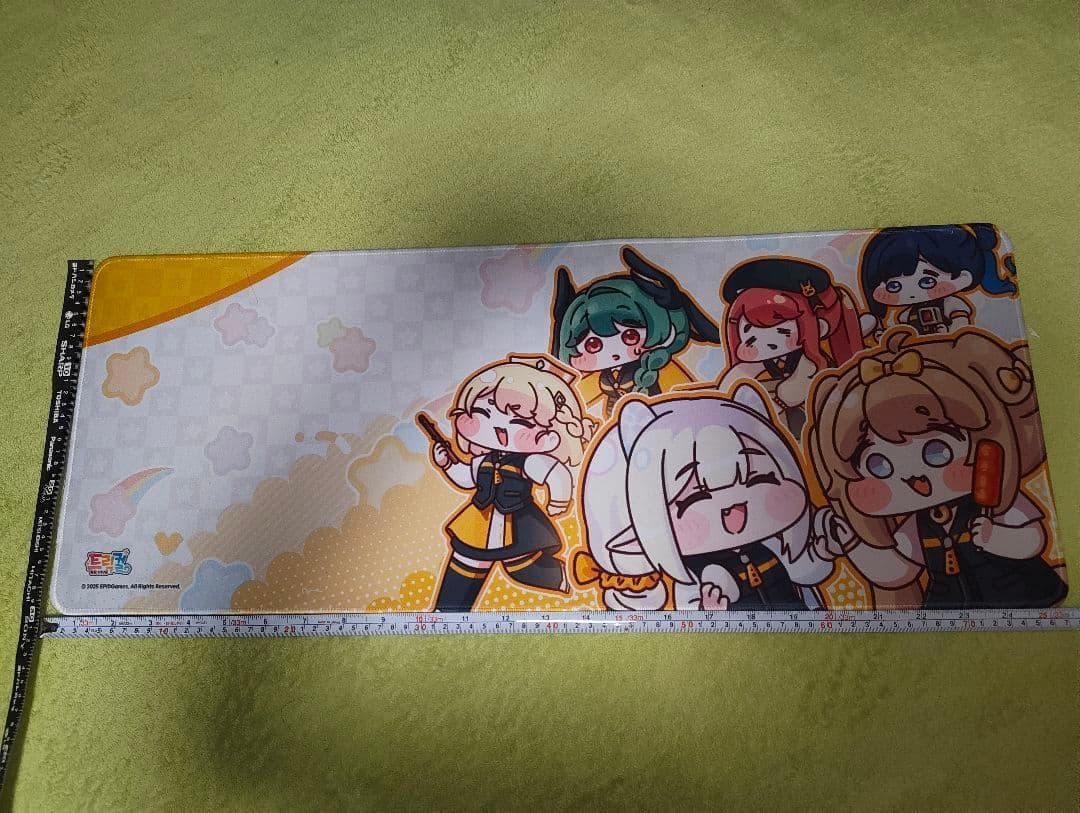 と*つ様 トリッカル もちもちほっペ大作戦 emartコラボ マウスパッド デス