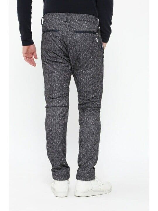 PEARLY GATES 中綿ゴルフパンツ 世界最高水準の防水性