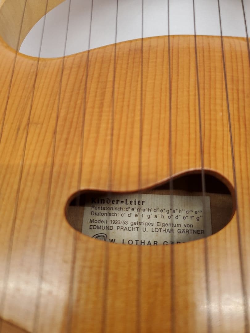 ライアー ゲルトナー製 12弦 キンダーライアー・ハープ b