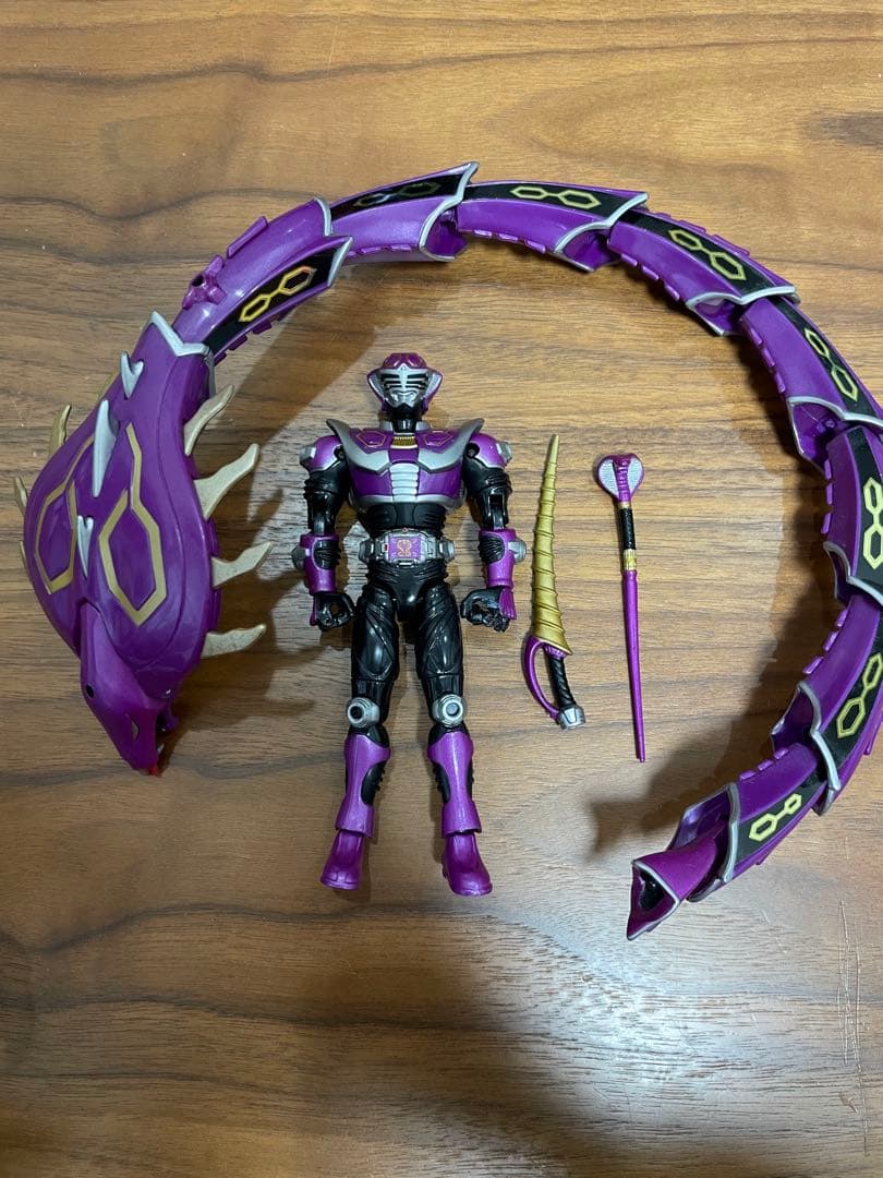 R&M 4 仮面ライダー王蛇 ジェノサイダー