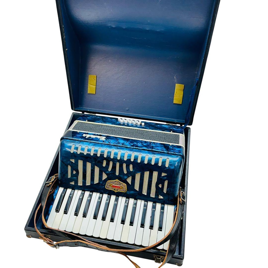 TOMBO トンボ　アコーディオン　No.181