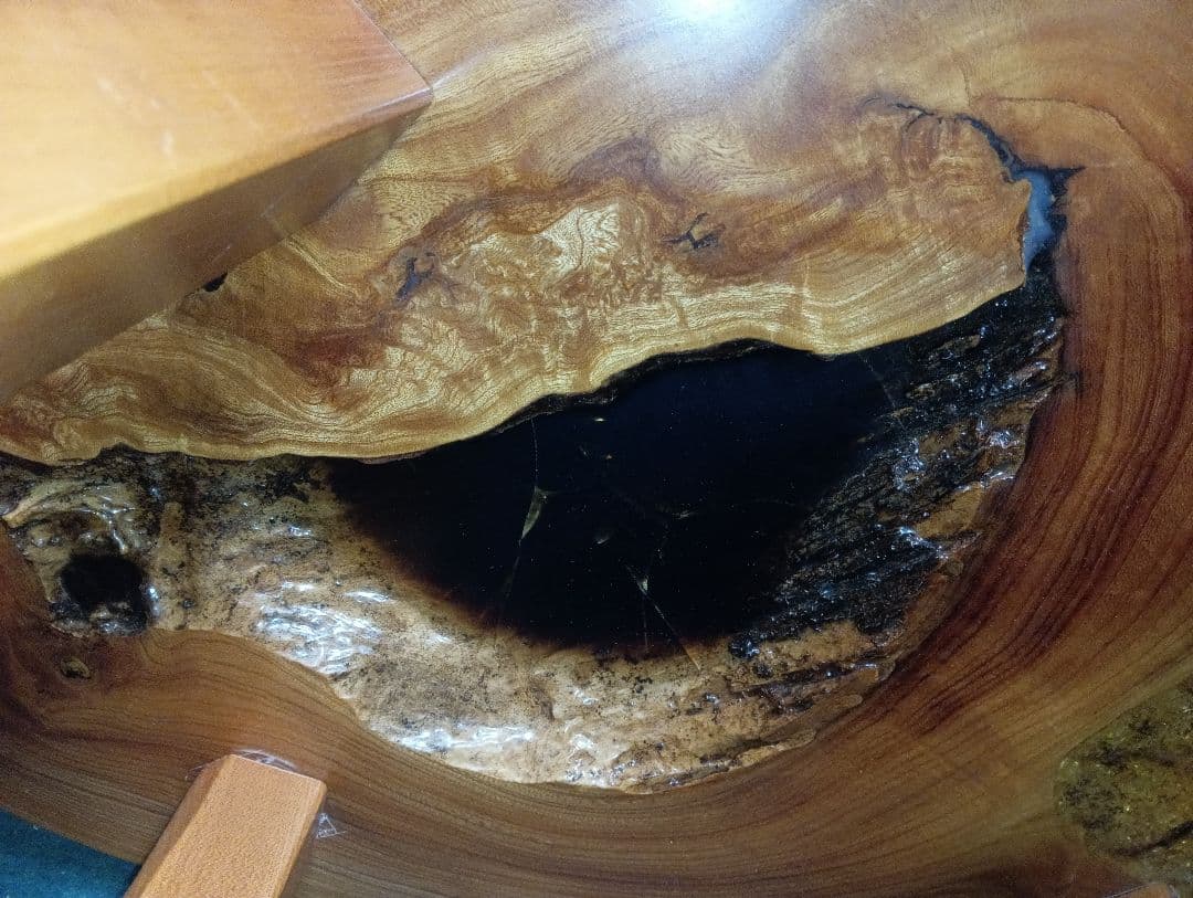 昭和レトロ 木製座卓 天然木 一枚板 センターテーブル 花台 鯉と紅葉のデザイン