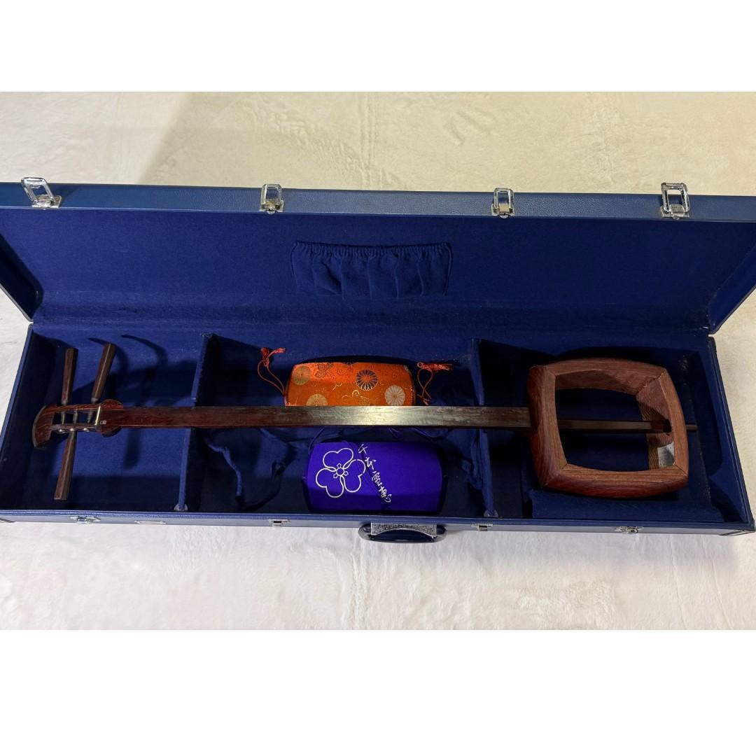 三味線 中古品 紅木 花梨 綾杉胴 ８０年代 ケース付き 本体