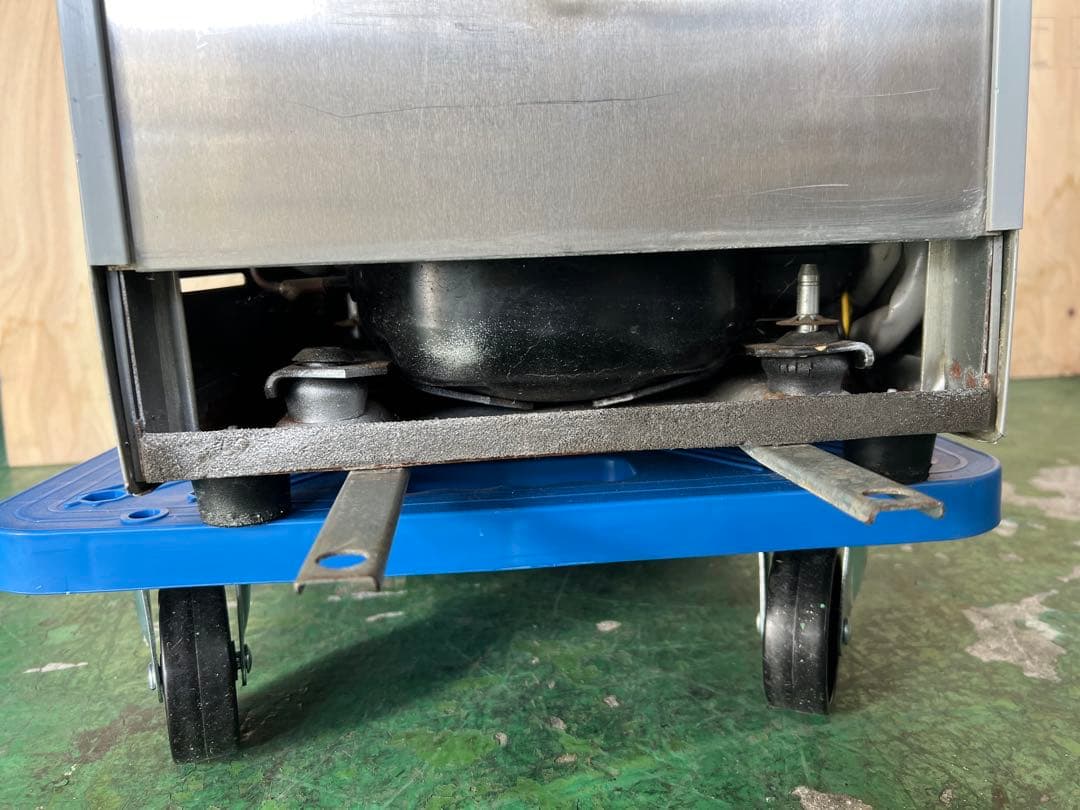 2010年 日立ウオータークーラー