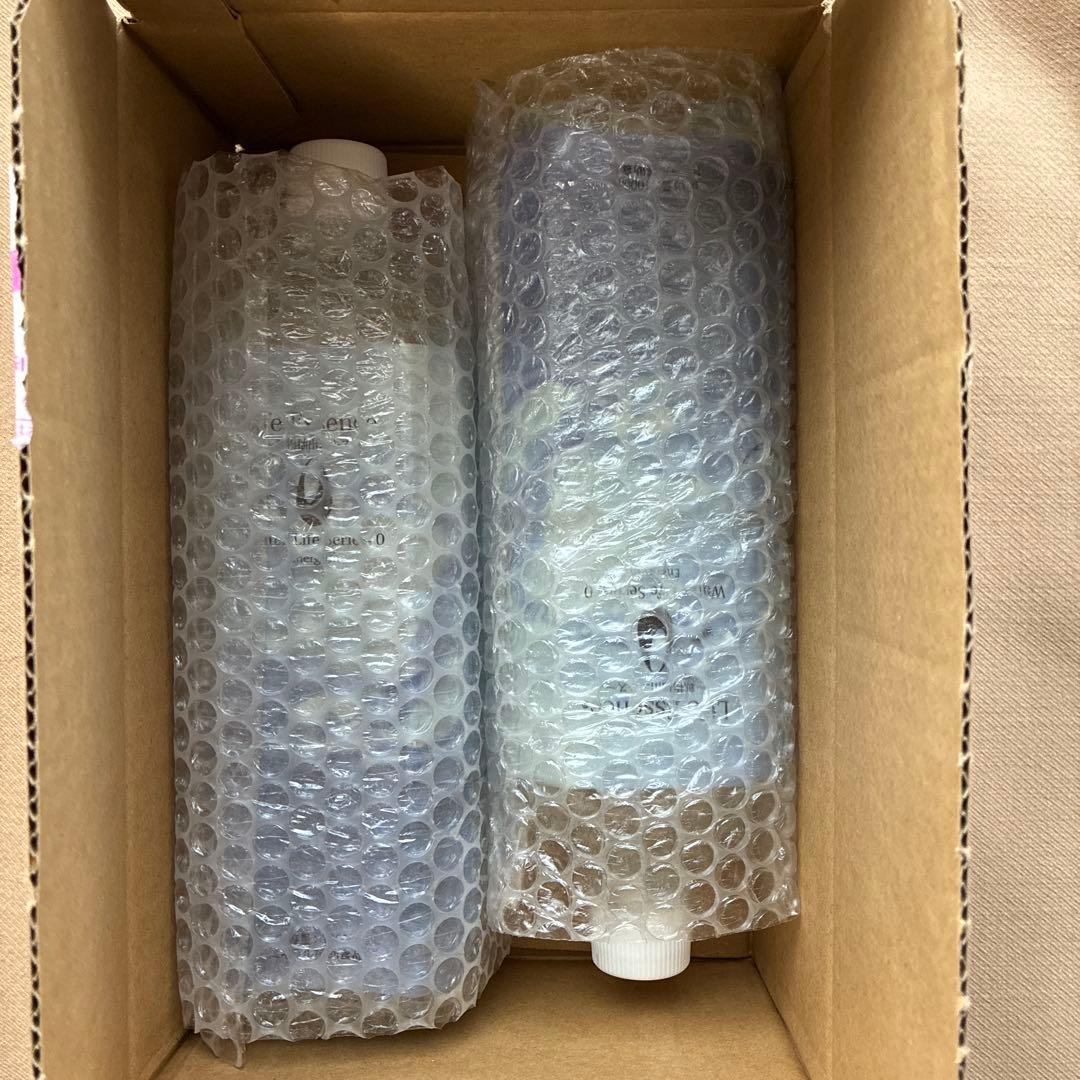 ライフエッセンス　1リットル2本