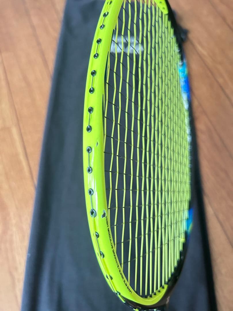 YONEX ASTROX77バドミントンラケット