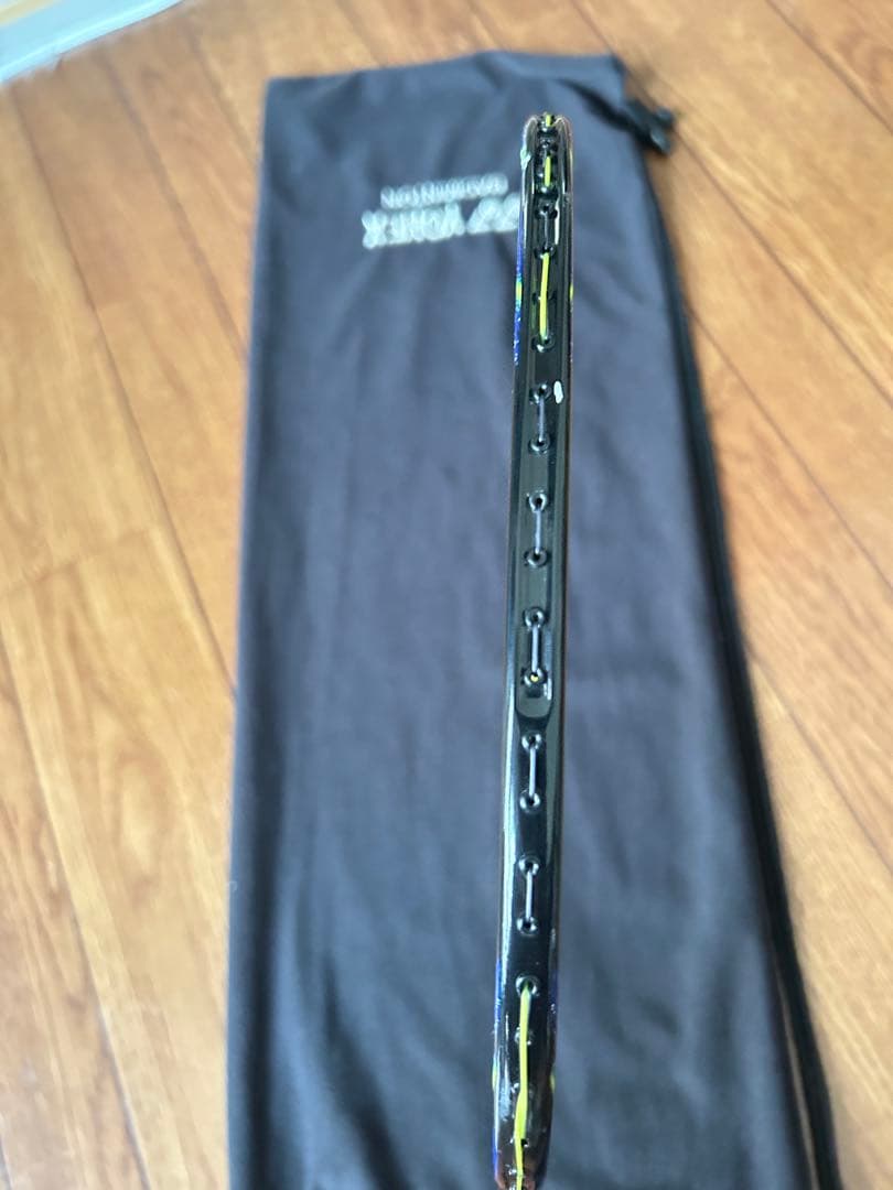 YONEX ASTROX77バドミントンラケット
