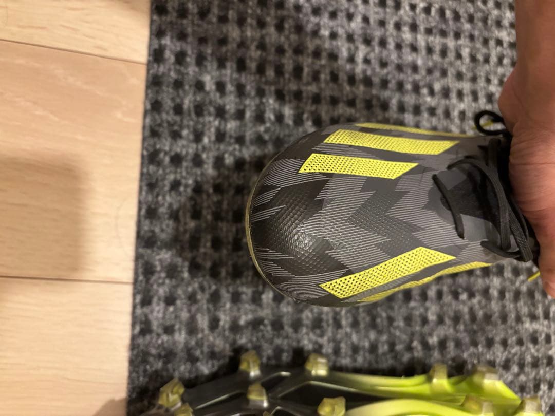 アディダス　エックスクレイジーファスト　FG 27cm