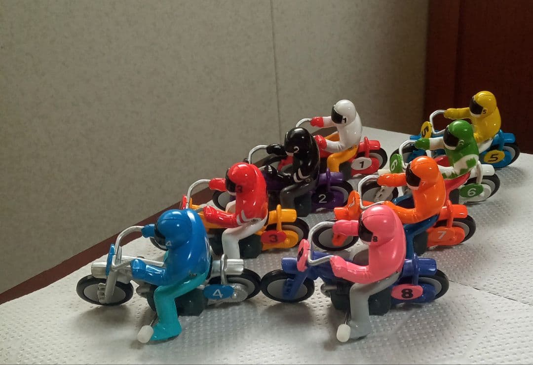 オートレース フィギュア おもちゃ レトロ 1号車~8号車 未使用品