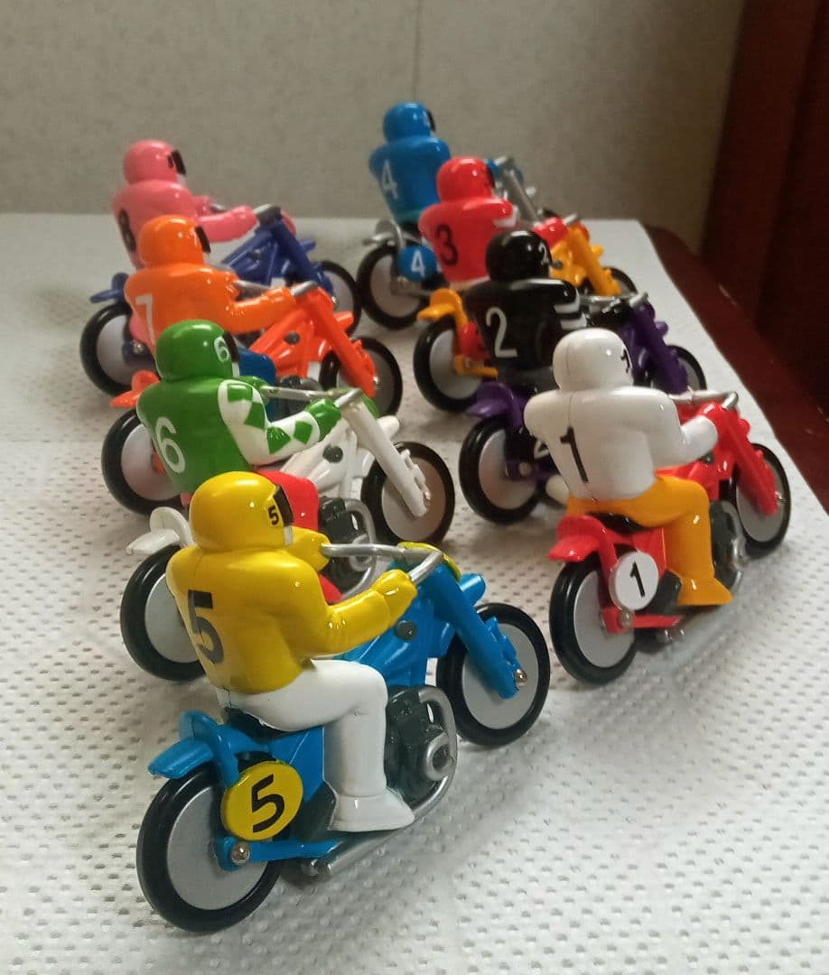 オートレース フィギュア おもちゃ レトロ 1号車~8号車 未使用品
