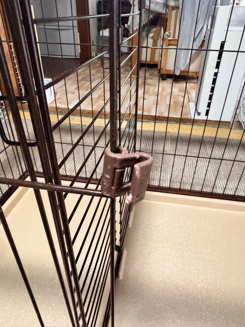 中・小型犬用ブラウン金属ケージ