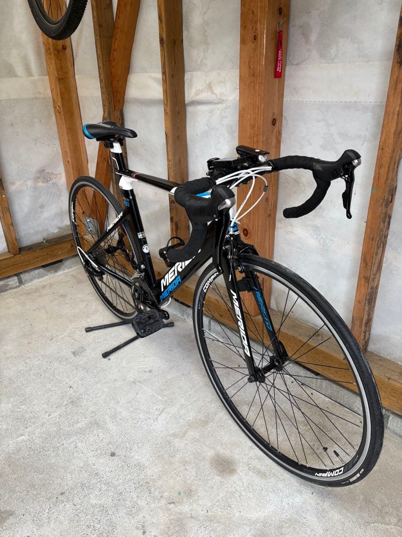 リアクト400 メリダ　エアロロード