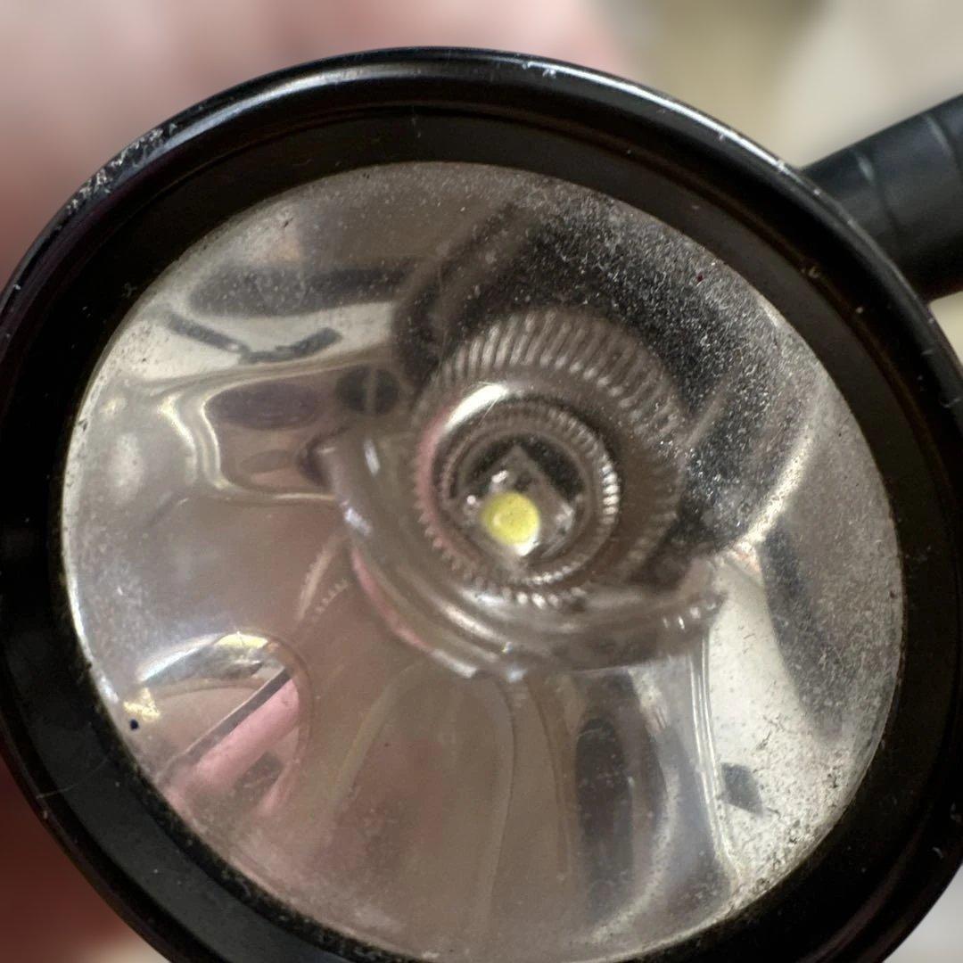 MAG lite9V式トイファハンドル付きLED球