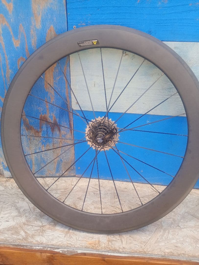 カーボンホイール マットブラック 60mm