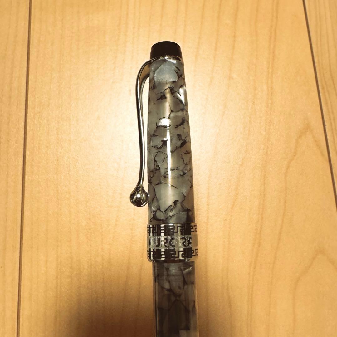 【美品】アウロラ　オプティマ　ボールペン　ブラックパール　Aurora