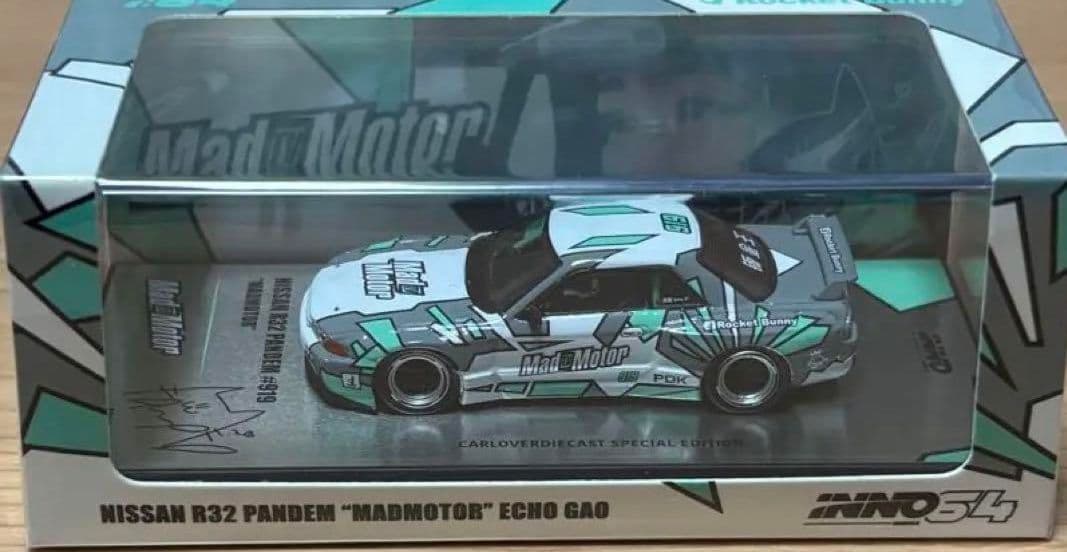 1/64 INNO64　NISSAN R32　PANDEM　MADMOTOR