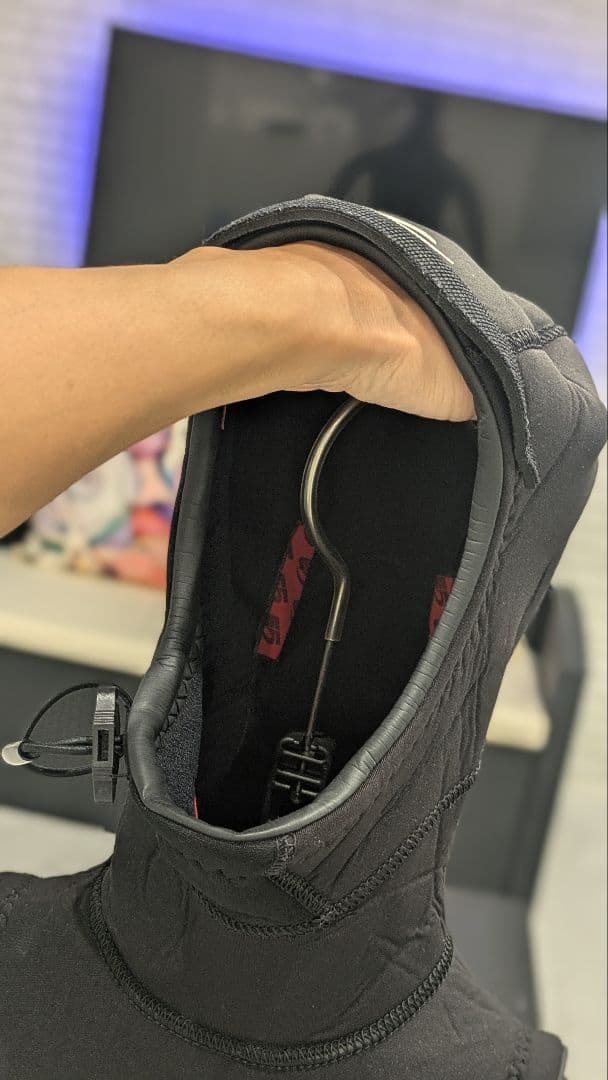 rwaz【Rip curl】ジュニア（キッズ）フード付きセミドライ