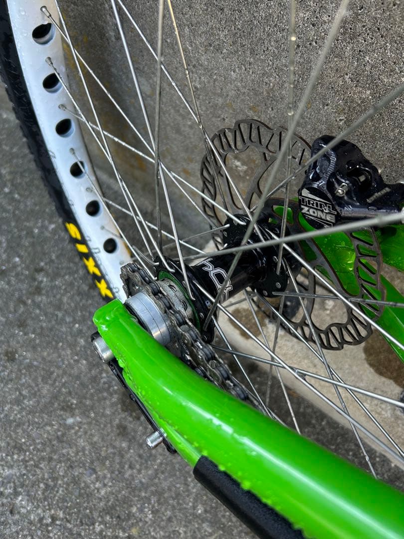 Inspired fourplay ストリート トライアルバイク HOPE仕様