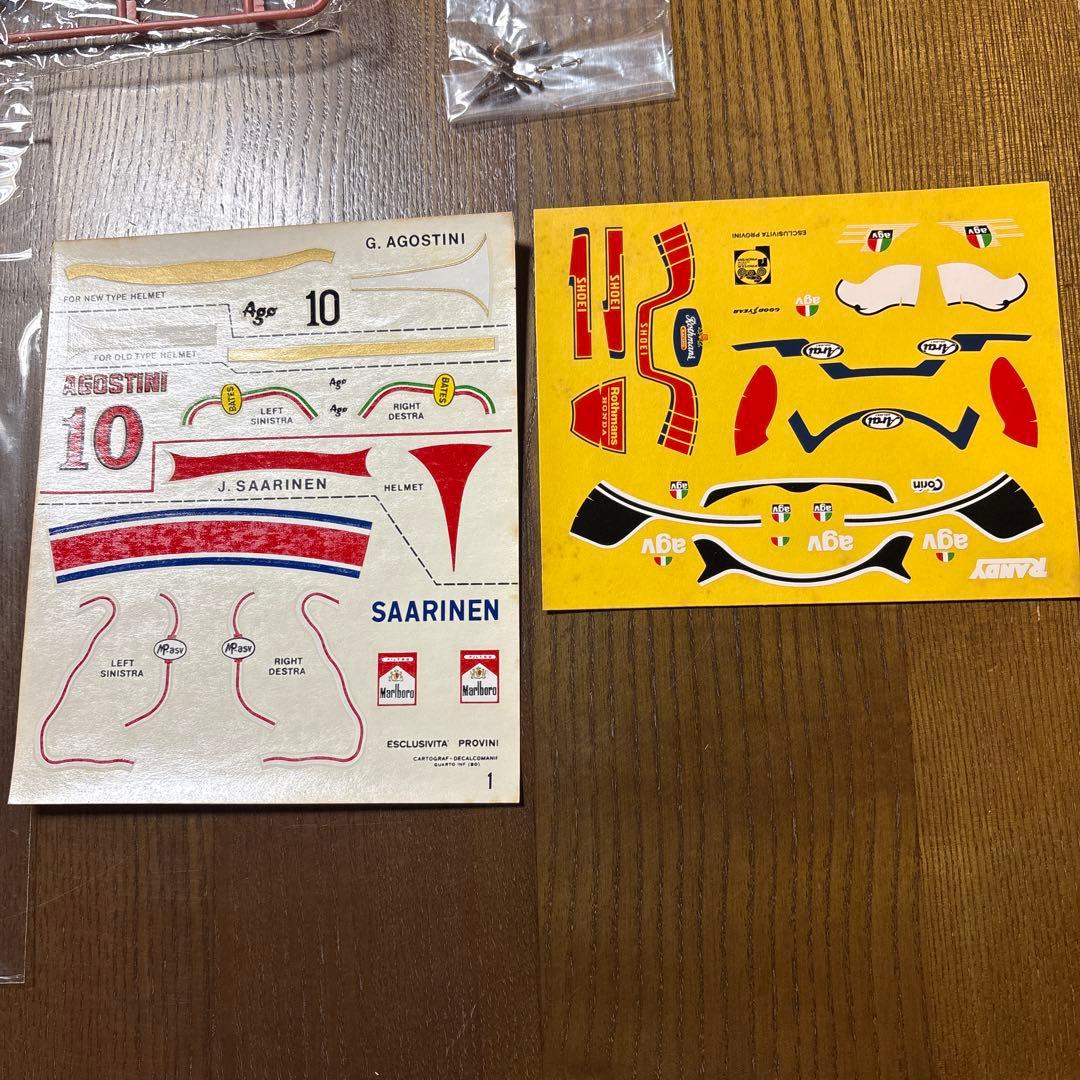 イタレリ　オートバイ　プラモデル　1/9 ドゥカティ　＆　ライダーフィギュア