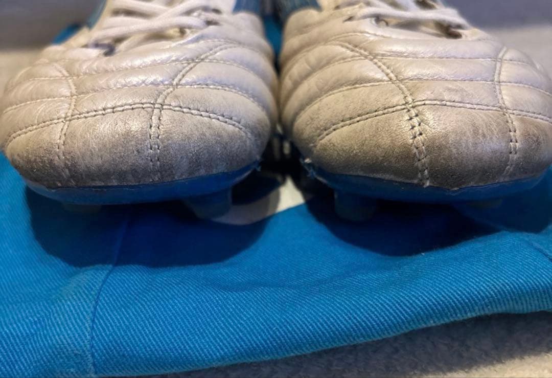 サッカースパイク　ミズノ　モレリアネオ4 ブルー