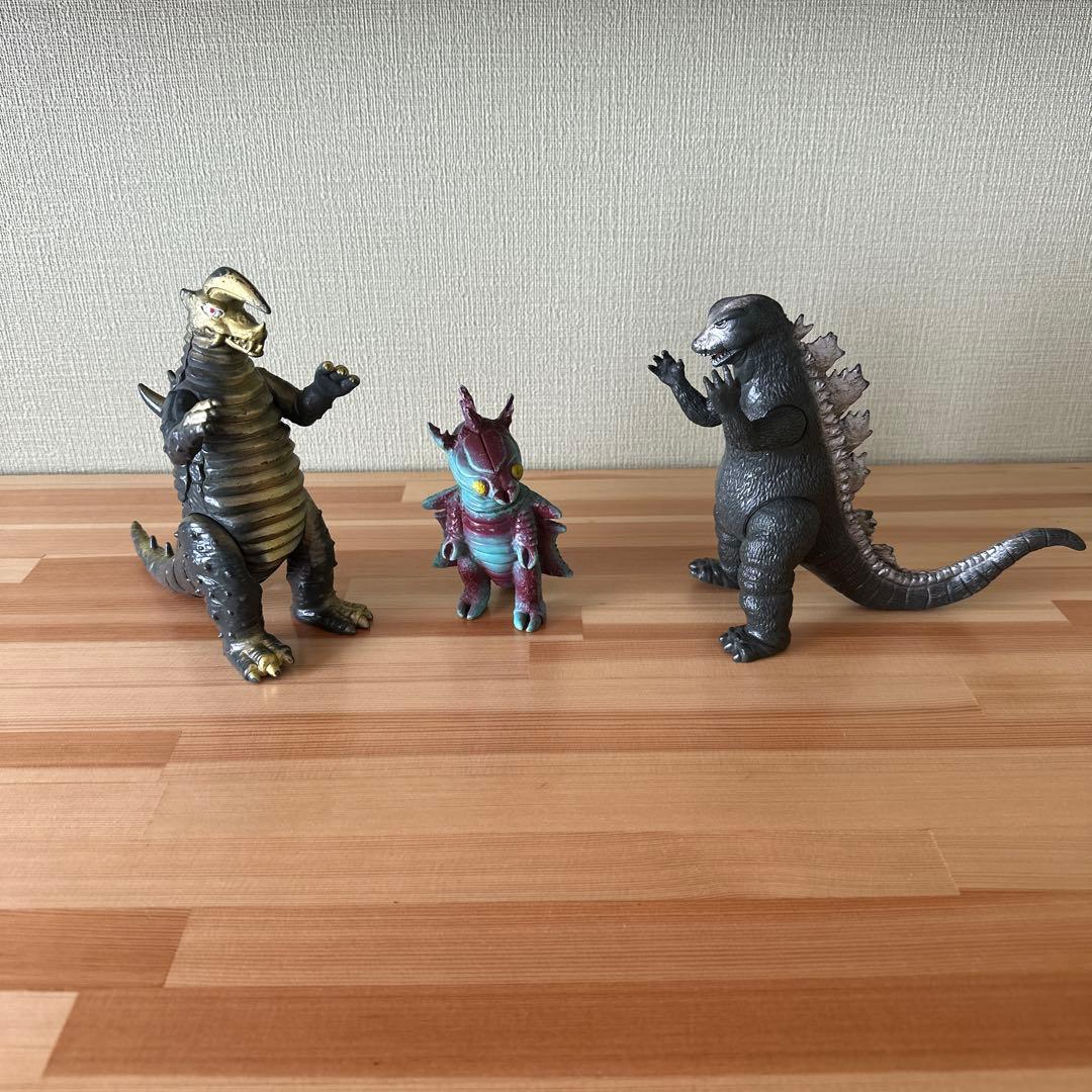 昭和レトロ　当時物　怪獣フィギュア 3体セット